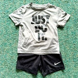 Nike Boys Dri-Fit Just Do It T-Shirt/Shorts Set Dark Grey/Heather Black Size 3T